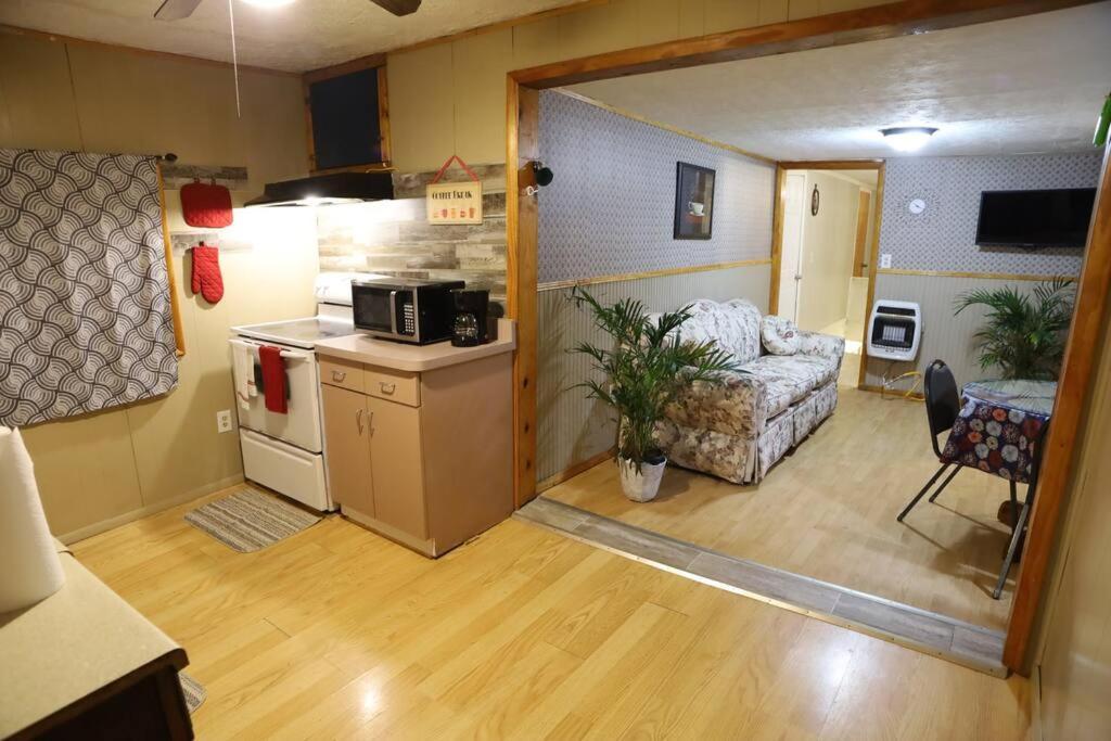 3-Bedroom Apt. Ideal Location Near New River Gorge Fayetteville Bagian luar foto